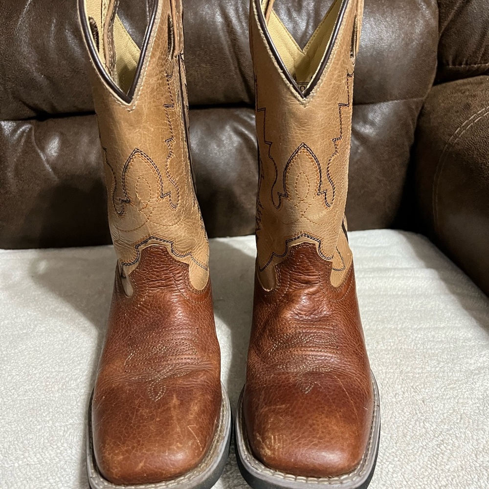Smokey Mountain youth leather boots size 4